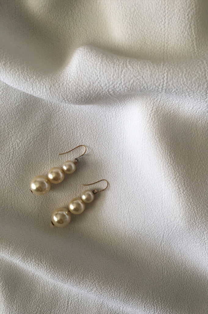Vintage 9ct Freshwater Pearl Drop Earrings