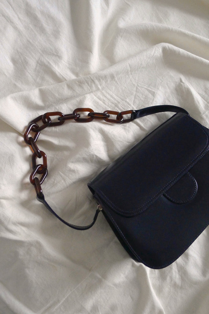 Lucite Handle Box Bag